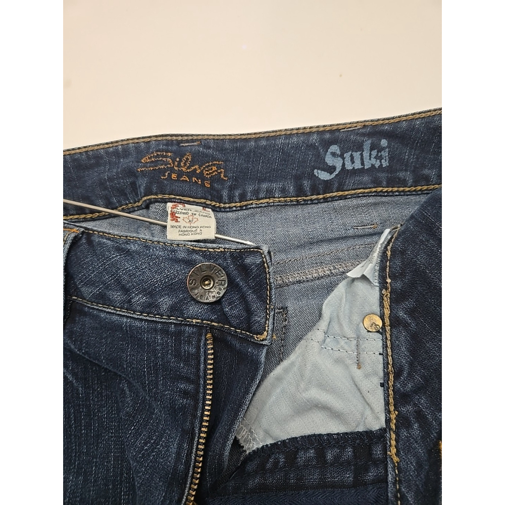 Silver Suki Bootcut Jeans Size 30 Low Rise Mid Wash Flare Denim Fitted - Picture 3 of 7